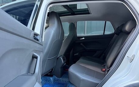 Volkswagen T-Cross I, 2022 год, 1 500 000 рублей, 11 фотография