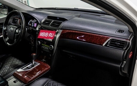 Toyota Camry, 2014 год, 1 749 000 рублей, 14 фотография