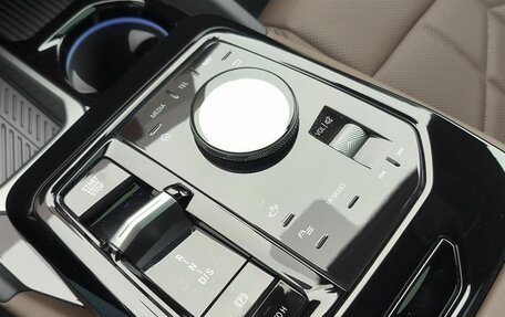 BMW 5 серия, 2025 год, 8 925 000 рублей, 15 фотография