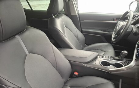 Toyota Camry, 2021 год, 3 250 000 рублей, 23 фотография