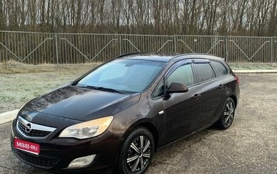 Opel Astra J, 2012 год, 620 000 рублей, 1 фотография