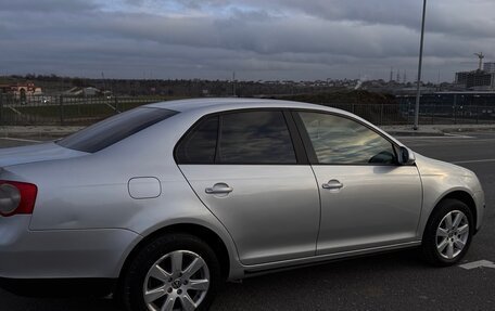 Volkswagen Jetta VI, 2010 год, 799 000 рублей, 6 фотография