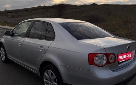 Volkswagen Jetta VI, 2010 год, 799 000 рублей, 9 фотография