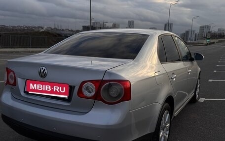 Volkswagen Jetta VI, 2010 год, 799 000 рублей, 8 фотография