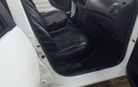 Renault Logan II, 2016 год, 599 000 рублей, 12 фотография