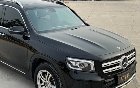 Mercedes-Benz GLB, 2023 год, 2 100 000 рублей, 5 фотография