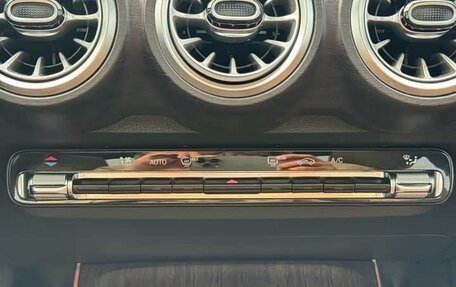 Mercedes-Benz GLB, 2023 год, 2 100 000 рублей, 17 фотография