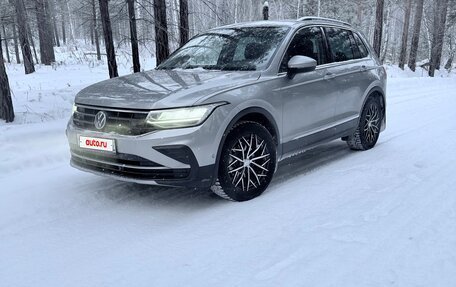 Volkswagen Tiguan II, 2021 год, 2 900 000 рублей, 4 фотография