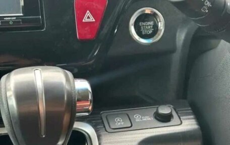 Honda Stepwgn IV, 2017 год, 2 300 000 рублей, 10 фотография