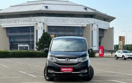 Honda Stepwgn IV, 2017 год, 2 300 000 рублей, 8 фотография