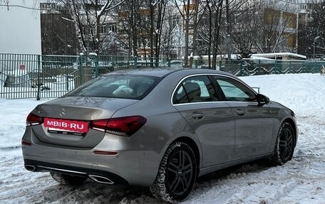 Mercedes-Benz A-Класс, 2019 год, 2 590 000 рублей, 5 фотография