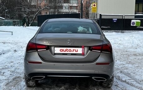 Mercedes-Benz A-Класс, 2019 год, 2 590 000 рублей, 6 фотография