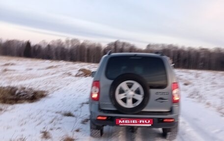 Chevrolet Niva I рестайлинг, 2014 год, 570 000 рублей, 3 фотография