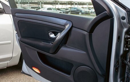 Renault Laguna III рестайлинг, 2008 год, 425 000 рублей, 12 фотография