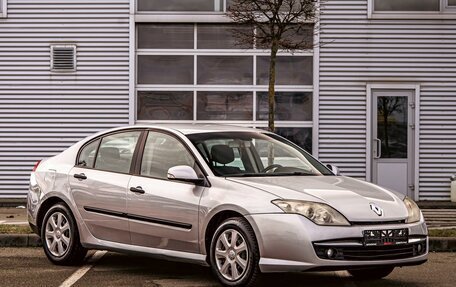Renault Laguna III рестайлинг, 2008 год, 425 000 рублей, 3 фотография
