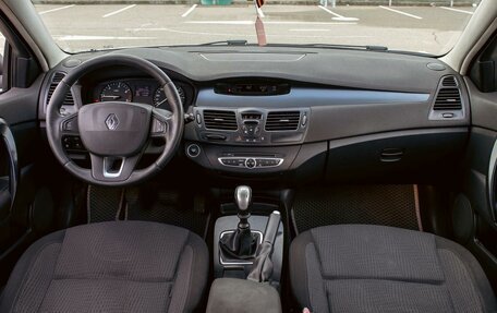 Renault Laguna III рестайлинг, 2008 год, 425 000 рублей, 16 фотография