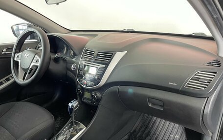 Hyundai Solaris II рестайлинг, 2011 год, 807 000 рублей, 8 фотография