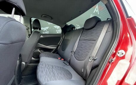 Hyundai Solaris II рестайлинг, 2015 год, 995 000 рублей, 12 фотография