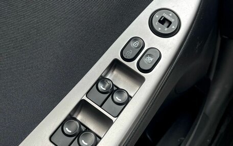 Hyundai Solaris II рестайлинг, 2015 год, 995 000 рублей, 20 фотография