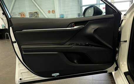 Toyota Camry, 2018 год, 2 300 000 рублей, 20 фотография