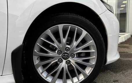 Toyota Camry, 2018 год, 2 300 000 рублей, 11 фотография