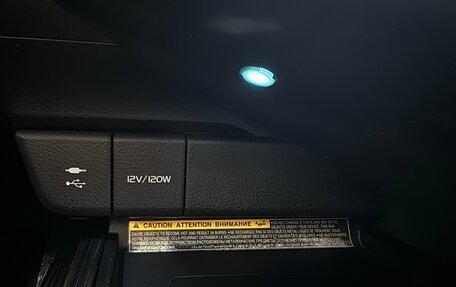 Toyota Camry, 2019 год, 3 090 000 рублей, 19 фотография