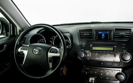 Toyota Highlander III, 2012 год, 2 040 000 рублей, 14 фотография