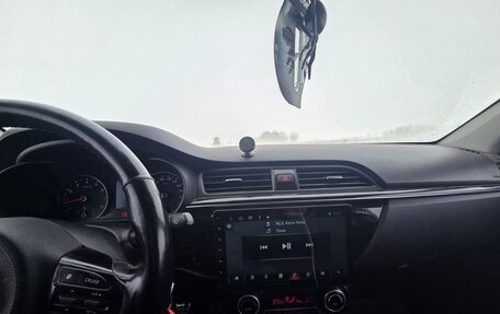 KIA Rio IV, 2018 год, 1 350 000 рублей, 6 фотография