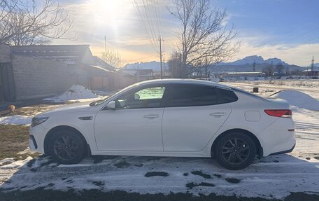 KIA Optima IV, 2018 год, 1 800 000 рублей, 6 фотография