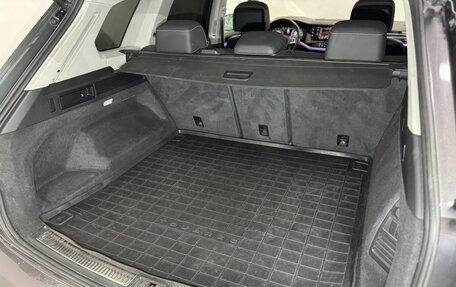 Volkswagen Touareg III, 2020 год, 3 999 000 рублей, 6 фотография