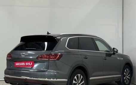Volkswagen Touareg III, 2020 год, 3 999 000 рублей, 7 фотография