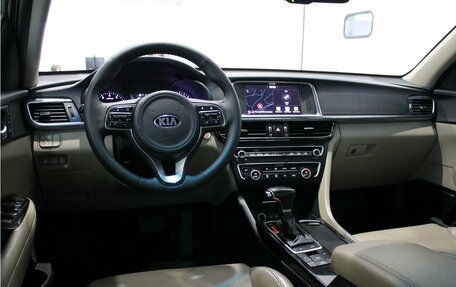 KIA Optima IV, 2017 год, 1 899 000 рублей, 12 фотография