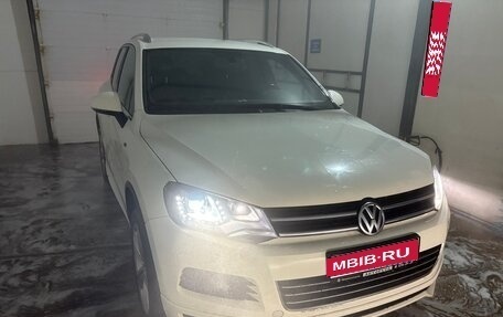 Volkswagen Touareg III, 2011 год, 2 199 000 рублей, 1 фотография