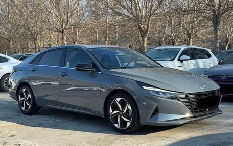 Hyundai Elantra, 2021 год, 1 600 000 рублей, 2 фотография