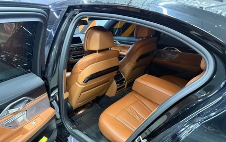 BMW 7 серия, 2017 год, 4 500 000 рублей, 8 фотография