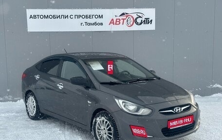 Hyundai Solaris II рестайлинг, 2011 год, 760 000 рублей, 1 фотография