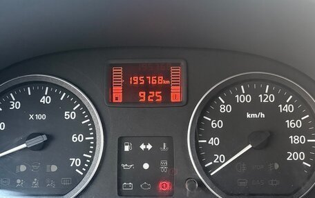 Renault Logan I, 2012 год, 655 000 рублей, 7 фотография