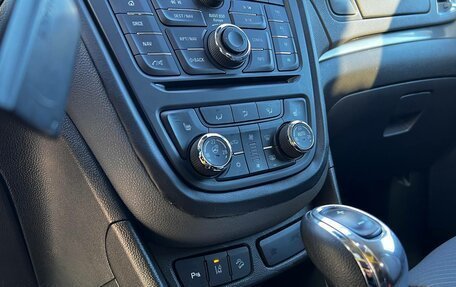 Opel Mokka I, 2014 год, 1 219 000 рублей, 23 фотография