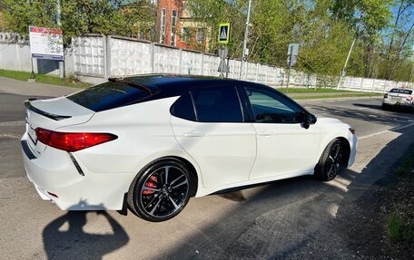 Toyota Camry, 2018 год, 2 380 000 рублей, 9 фотография