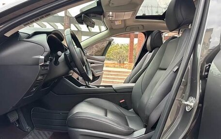 Mazda 3, 2022 год, 1 800 000 рублей, 8 фотография