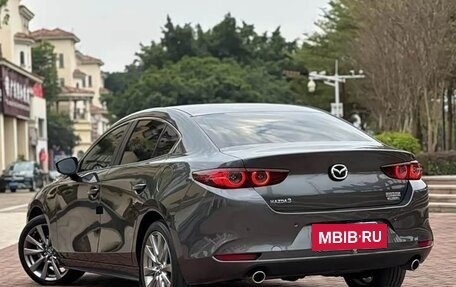 Mazda 3, 2022 год, 1 800 000 рублей, 6 фотография