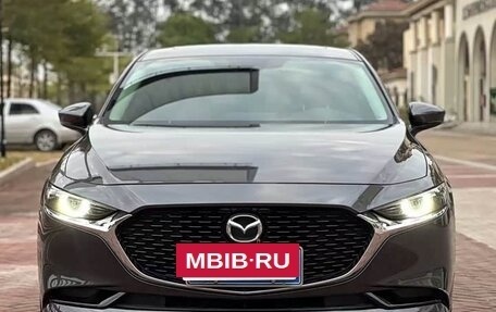 Mazda 3, 2022 год, 1 800 000 рублей, 2 фотография