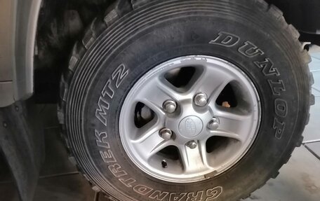 Land Rover Defender I, 2004 год, 2 400 000 рублей, 10 фотография