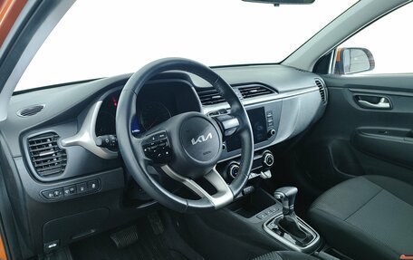 KIA Rio IV, 2021 год, 1 897 000 рублей, 10 фотография