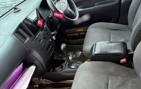 Toyota Succeed I рестайлинг, 2003 год, 350 000 рублей, 1 фотография