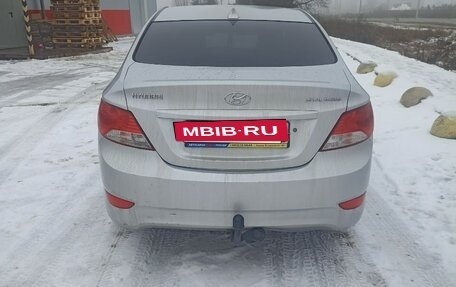 Hyundai Solaris II рестайлинг, 2014 год, 670 000 рублей, 3 фотография