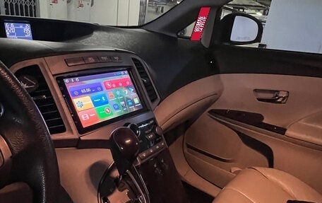 Toyota Venza I, 2010 год, 1 750 000 рублей, 18 фотография