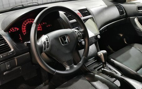 Honda Accord VII рестайлинг, 2005 год, 849 900 рублей, 5 фотография