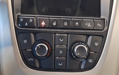 Opel Astra J, 2011 год, 670 000 рублей, 10 фотография