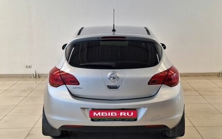 Opel Astra J, 2011 год, 670 000 рублей, 5 фотография